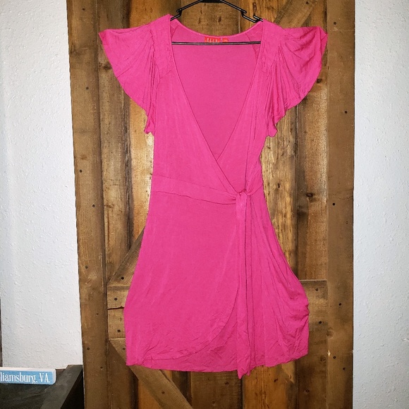 Elle Dresses & Skirts - 30% OFF BUNDLES Elle Pink Wrapper Dress